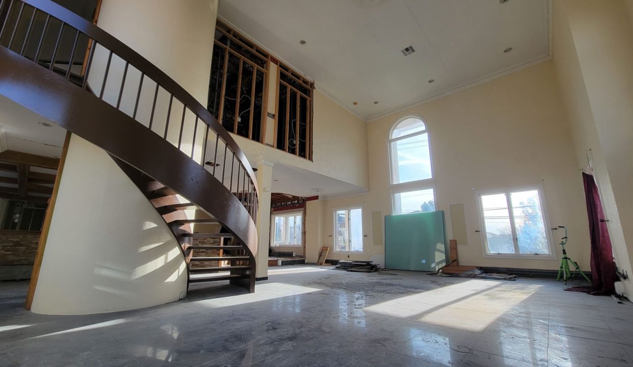 6917 Avenue W 00021