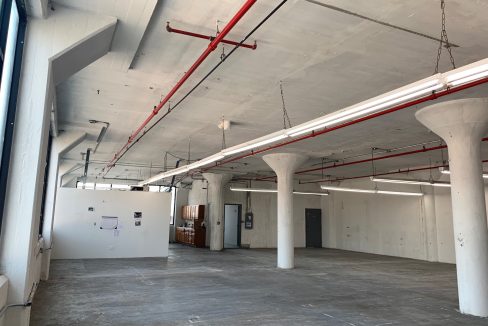 2 New Interior Photo 38 20 30th St