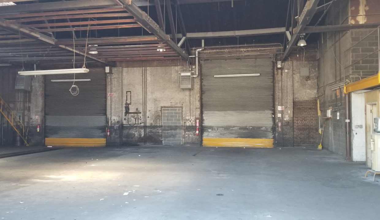 2 Interior 23 41 Ferris St