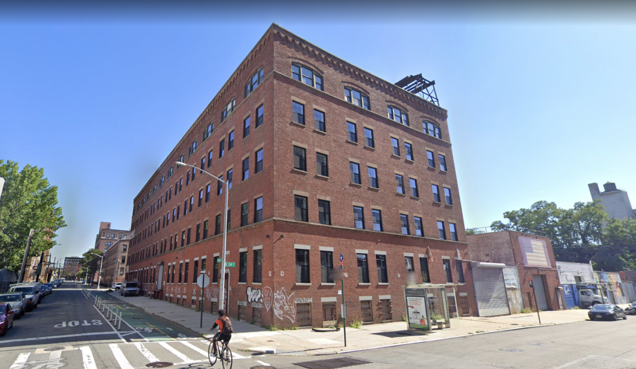 Exterior 780 E. 135th St, Bronx
