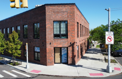 58 38 69th Street, Maspethinset 3 600x338px@2x